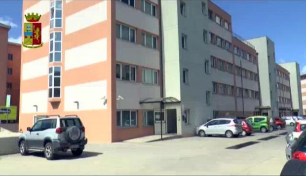 Botte a anziani: sigilli a casa di riposo botte-a-anziani-sigilli-a-casa-di-riposo