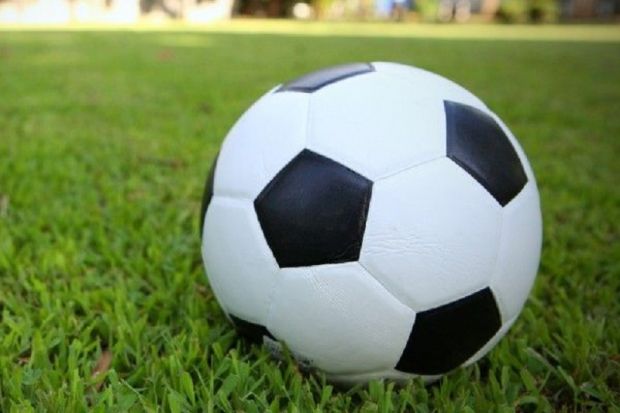 Infarto in campo: giocatore salvato da defibrillatore infarto-in-campo-giocatore-salvato-da-defibrillatore