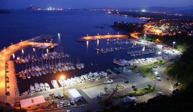 Turismo turismo-primo-mercato-aperto-a-santa-maria-navarrese