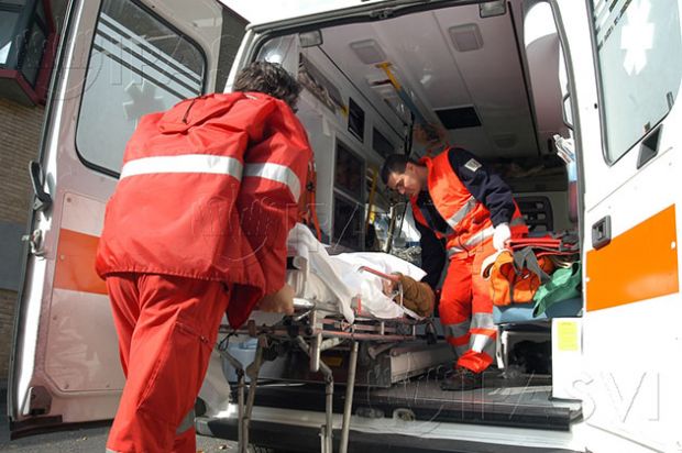 cagliari-investita-una-29enne-sulle-strisce-soccorsa-da-un-ambulanza