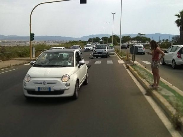 incidente-stradale-al-poetto-due-feriti