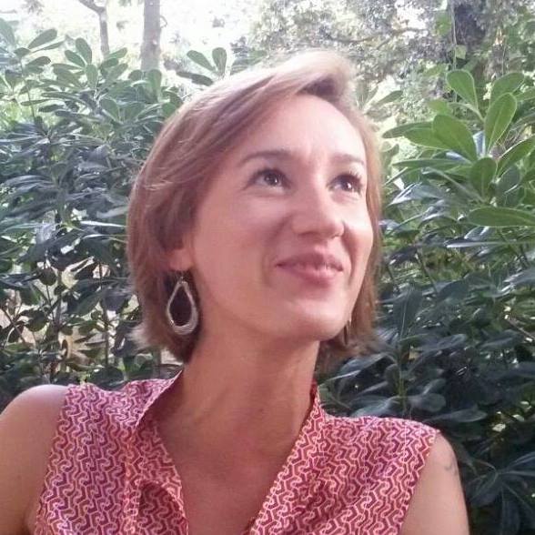 Cagliari cagliari-il-14-luglio-la-scrittrice-italo-bosniaca-elvira-muj-and-269-i-and-263-presenta-dieci-prugne-ai-fascisti