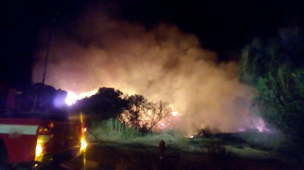 incendi-nel-sulcis-e-nell-oristanese-vento-ostacola-canadair