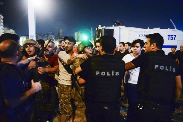erdogan-autori-golpe-pagheranno-duramente