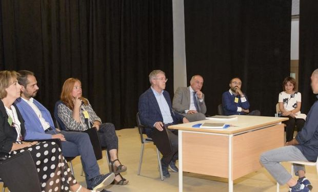 Due detenuti laureati in Giurisprudenza due-detenuti-laureati-in-giurisprudenza