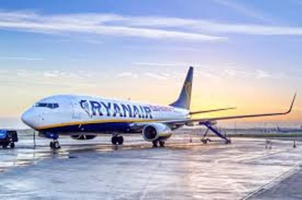 Ryanair ryanair-tasse-imbarco-sospese-per-2016