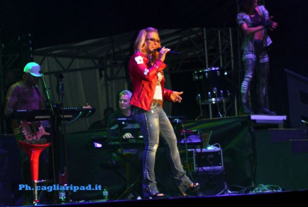 anastascia-in-concerto-alla-forte-arena-and-quot-non-abbiate-paura-mantenete-l-amore-and-quot