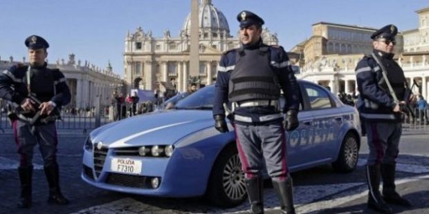 allerta-terrorismo-a-roma-massima-sicurezza-per-colosseo-pachistano-espulso