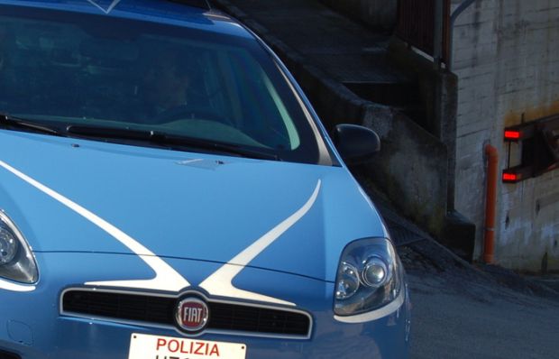 rapinano-venditore-schede-telefoniche-arrestati-3-algerini