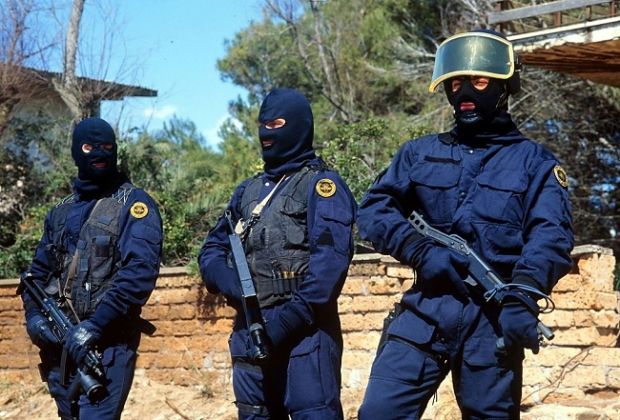 terrorismo-esercitazione-aliquote-operative-dei-carabinieri-simulato-a-cagliari-attentato