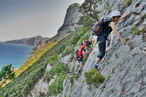 dispersi-sul-selvaggio-blu-turisti-salvi-grazie-a-smartphone