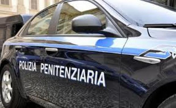 Portano droga in carcere ai parenti portano-droga-in-carcere-ai-parenti-arrestate-2-donne