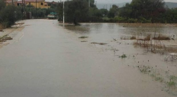 Maltempo maltempo-bomba-d-acqua-su-sanluri-soccorse-tre-persone