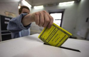 referendum-costituzionale-modalit-and-agrave-voto-per-iscritti-aire-e-elettori-temporaneamente-all-estero