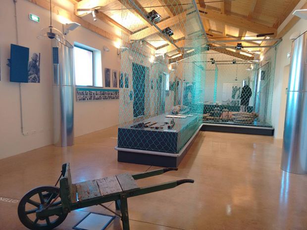 rari-reperti-nel-museo-della-tonnara-di-stintino