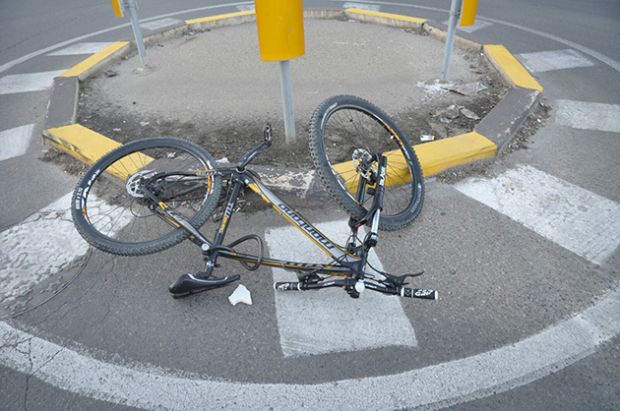 incidente-auto-con-bicicletta-13enne-in-ospedale