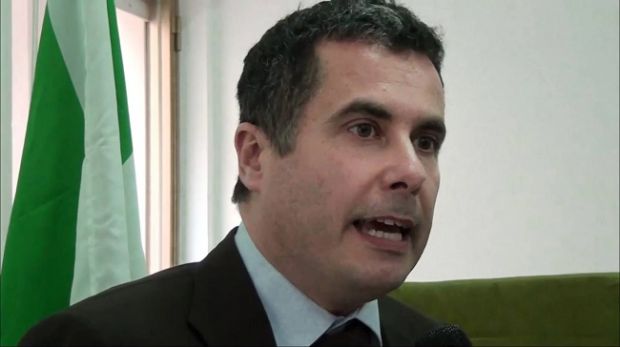 attentato-a-consigliere-sassari-mondo-politico-solidale