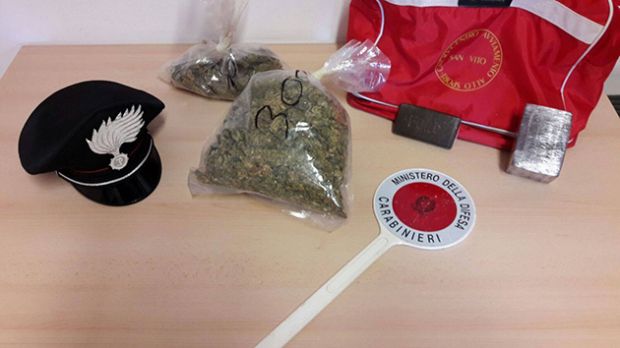 Hashish e Marijuana vicino alla Ss125 hashish-e-marijuana-vicino-alla-ss125-indagini-in-corso