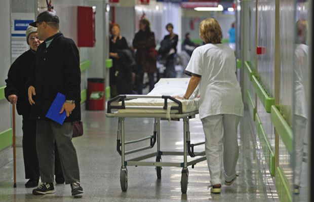 poliziotto-ricoverato-blocca-ladro-in-ospedale