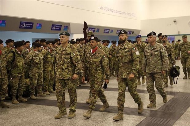 difesa-reggimento-sassari-e-bandiera-rientrano-dal-libano