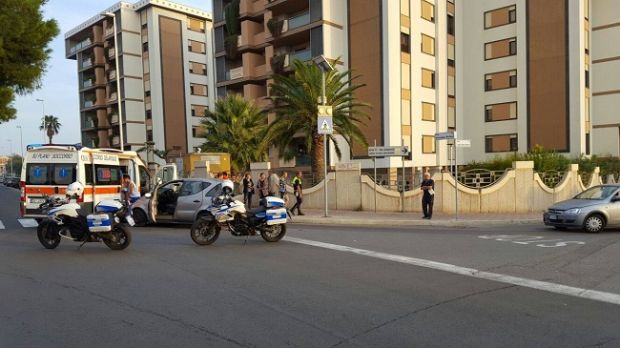 scontro-tra-auto-ritirata-la-patente-a-un-51enne-era-positivo-all-etilomentro