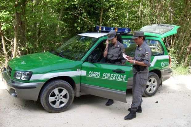 si-perde-in-auto-ritrovato-dai-forestali