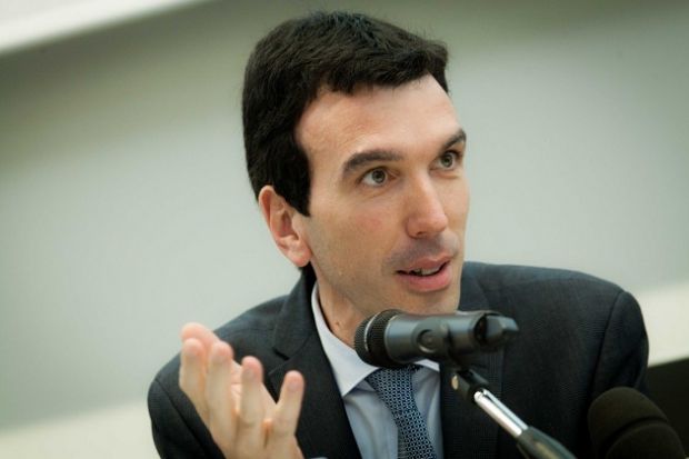 Referendum referendum-martina-and-quot-15-giorni-pancia-a-terra-per-vincere-and-quot