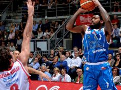 prosegue-la-serie-nera-della-dinamo-sassari-cremona-82-83