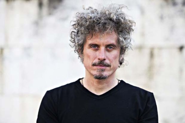 niccol-and-ograve-fabi-a-febbraio-a-cagliari-e-tra-i-fan-and-egrave-gi-and-agrave-caccia-al-biglietto