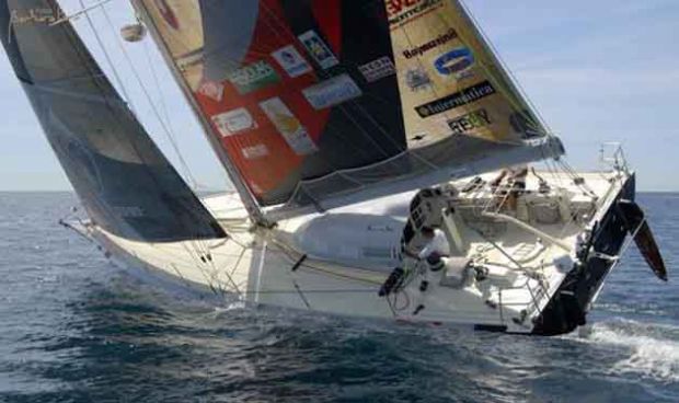 vela-mura-vola-verso-capo-buona-speranza-pronta-bottiglia