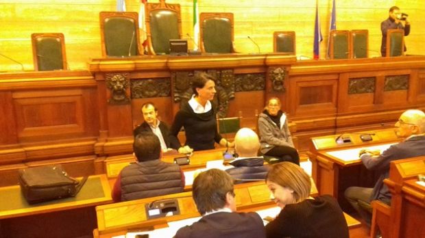 natale-a-cagliari-con-mercatini-e-casette-in-legno-in-centro