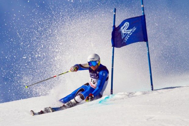 in-vacanza-sardegna-mentre-and-egrave-malato-nei-guai-ex-campione-sci