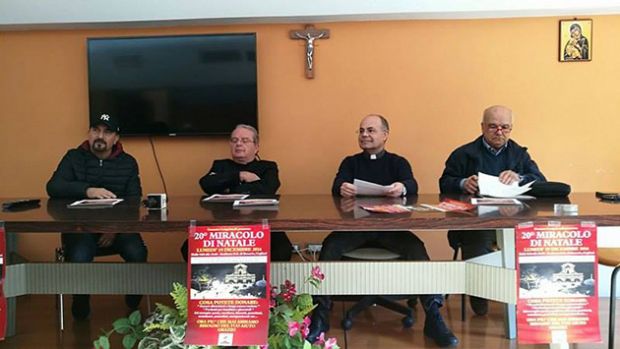 and-quot-miracolo-di-natale-and-quot-si-rinnova-iniziativa-scalinata-bonaria