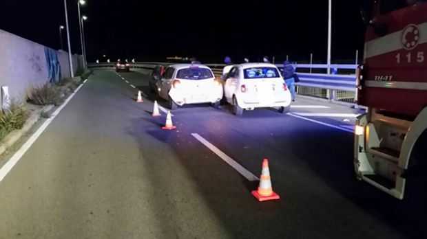 tamponamento-a-catena-tre-auto-coinvolte
