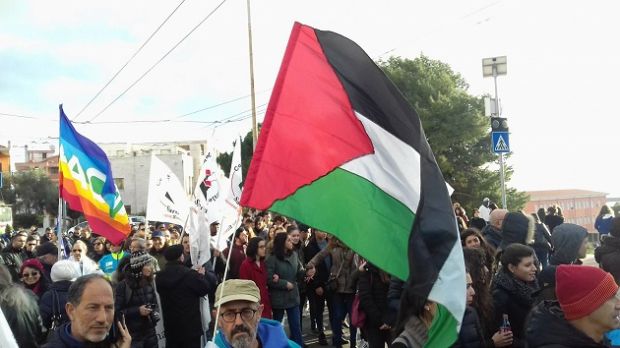 In 5mila a Marcia della pace in-5mila-a-marcia-della-pace-la-prima-a-cagliari