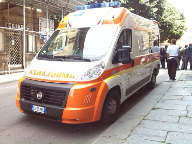 incidenti-lavoro-schiacciato-da-pala-and-egrave-in-pericolo-di-vita