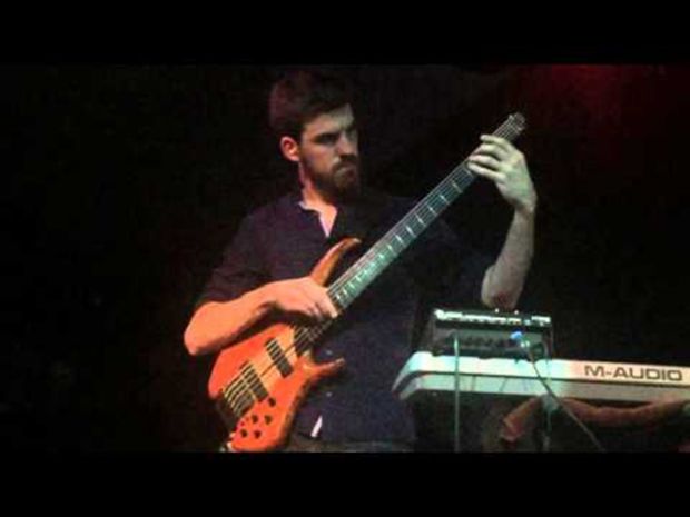 musica-a-capoterra-arriva-la-clinic-del-bassista-simon-fitzpatrick