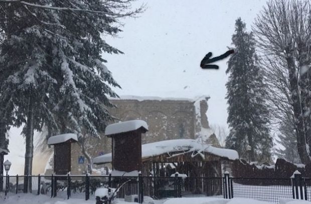 terremoto-ad-amatrice-crolla-campanile-sant-agostino