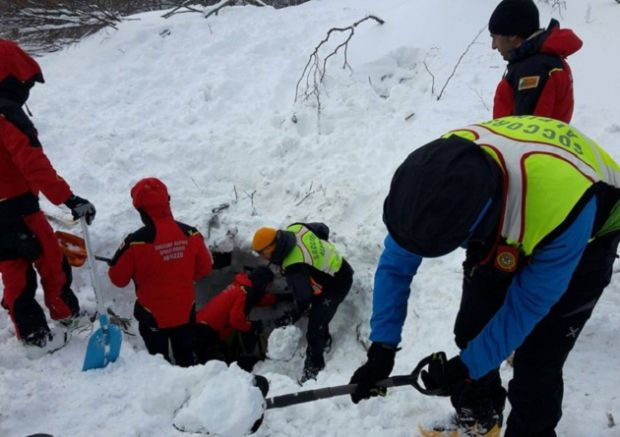 Hotel Rigopiano hotel-rigopiano-trovate-vive-sei-persone-c-and-egrave-una-bambina-ricerche-senza-sosta