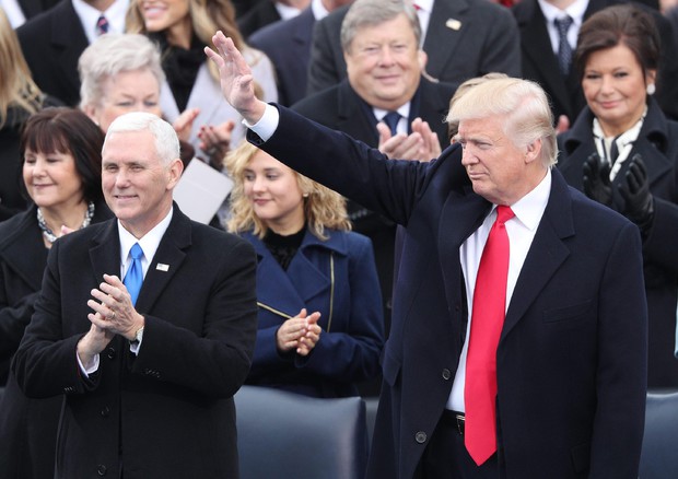 trump-ha-giurato-and-egrave-il-45-o-presidente-degli-stati-uniti