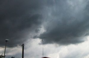 Maltempo, chiusi parchi e cimiteri a Cagliari maltempo-cagliari-chiusi-i-parchi-e-i-cimiteri-cittadini