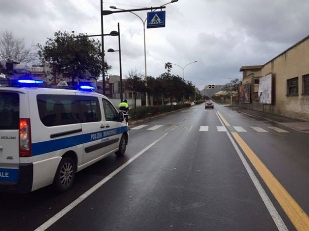 investe-pedone-e-fugge-grave-un-18enne