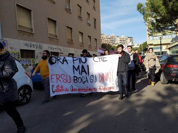 Corteo universitari Casa studente corteo-universitari-casa-studente-and-quot-riscaldamento-e-risorse-and-quot