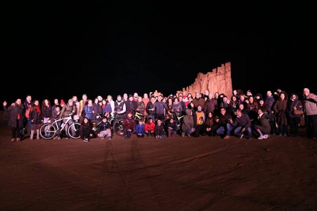 flash-mob-alle-rocce-rosse-selfie-dei-100-per-edizione-storica-giro-d-italia