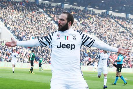 Juventus vince col Sassuolo juventus-vince-col-sassuolo-roma-ko-bianconeri-a-4