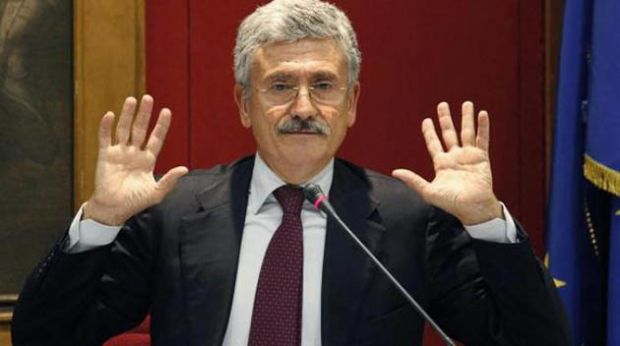 D'Alema a Cagliari: "Voglio congresso Pd d-alema-a-cagliari-and-quot-voglio-congresso-pd-non-fondare-nuovo-partito-and-quot