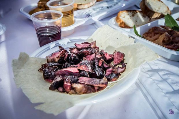 a-cagliari-la-fiera-del-gusto-2017-maxi-area-sul-mare-e-food-truck