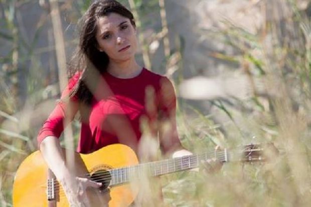 chiara-effe-apre-tour-sardo-di-giuseppe-peveri-in-arte-dente