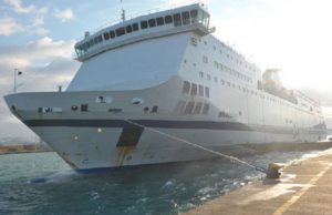 caos-su-nave-in-gruppo-migranti-algerini-sbarcati-nel-sulcis