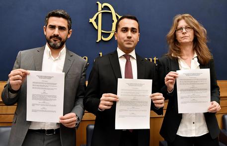 Vitalizi vitalizi-la-proposta-m5s-and-quot-basta-sono-privilegio-medievale-and-quot